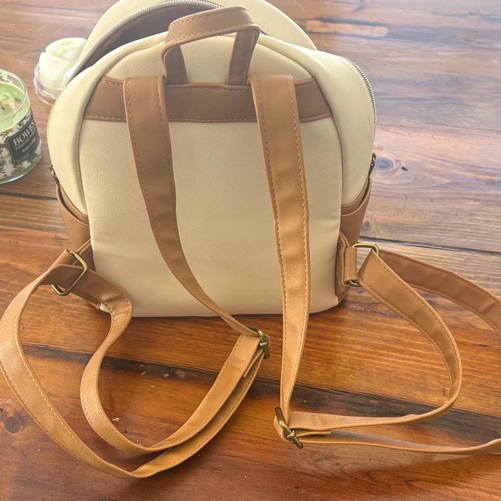 Pinocchio loungefly backpack, RARE - Picture 6 of 6